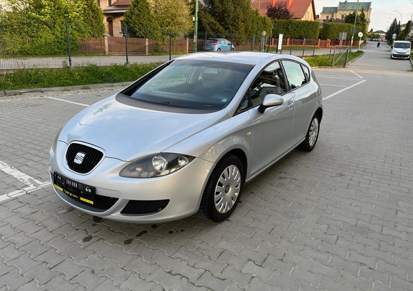 Seat Leon cena 15500 przebieg: 250000, rok produkcji 2007 z Żychlin małe 67